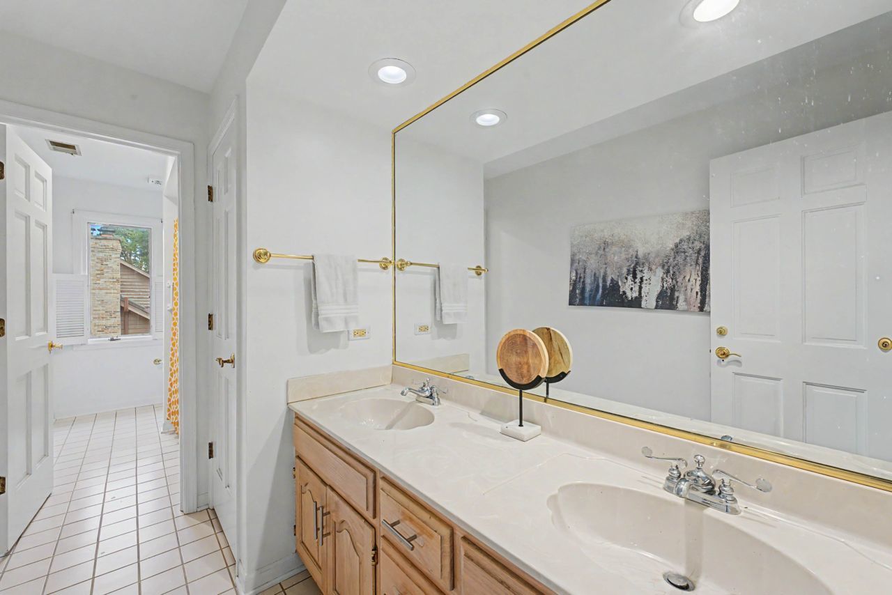 8763 Carlisle Court Property Photo 30