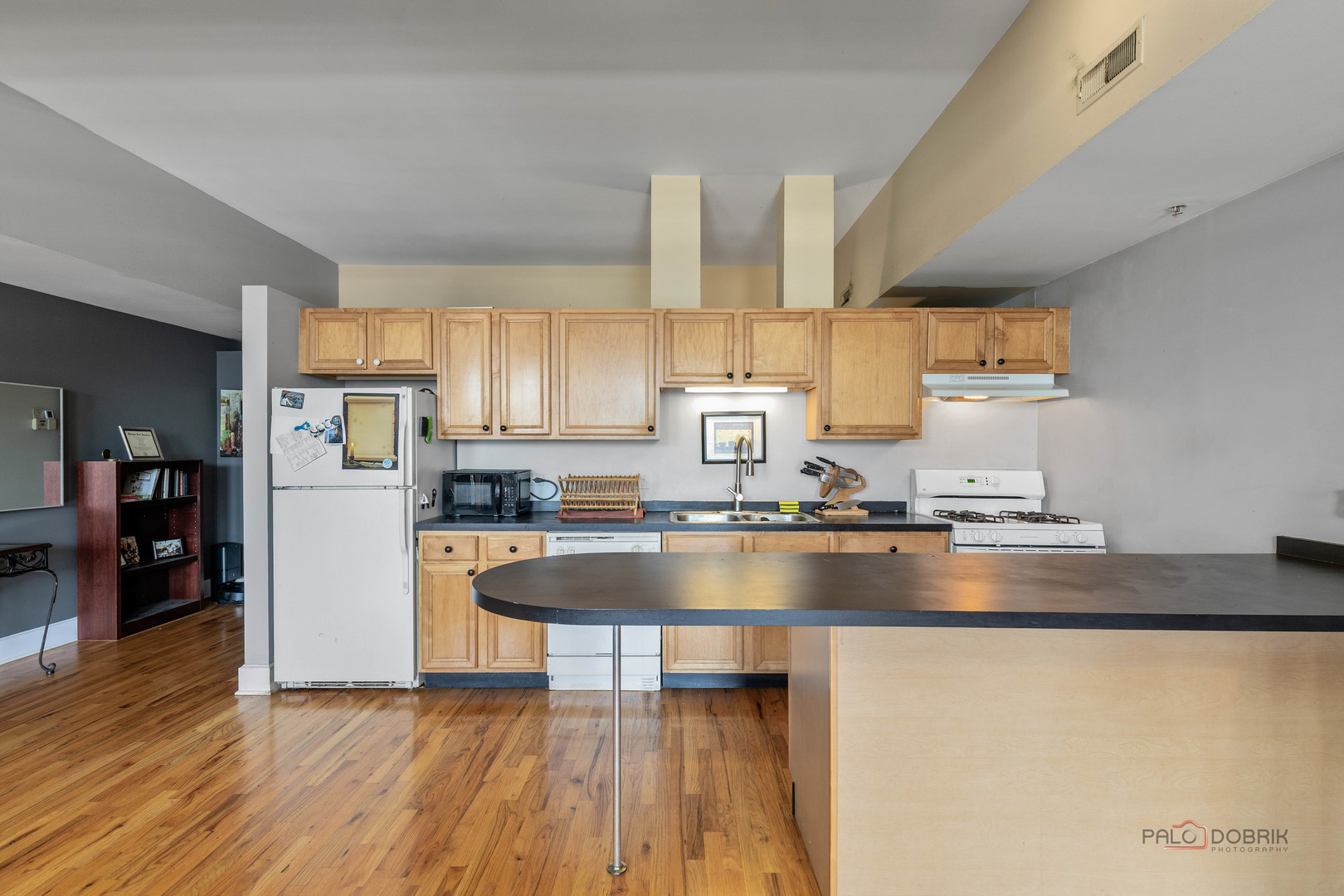 165 N Canal Street 1205 Property Photo 4