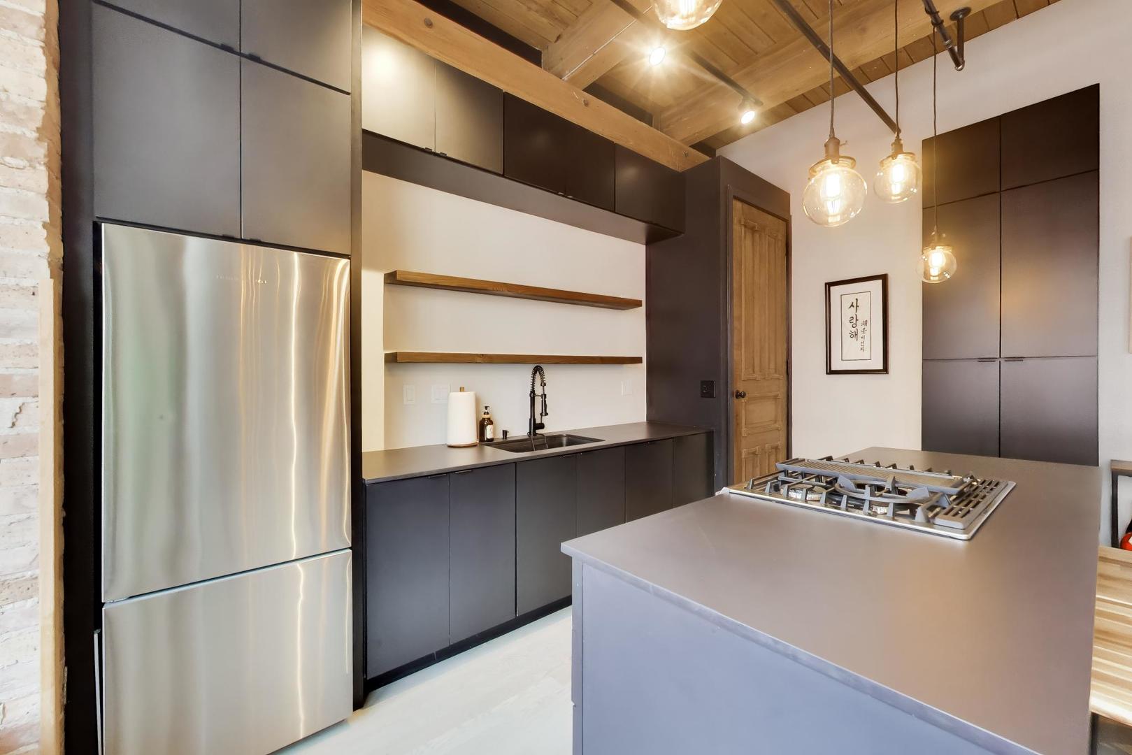 625 W Jackson Boulevard 512 Property Photo 8