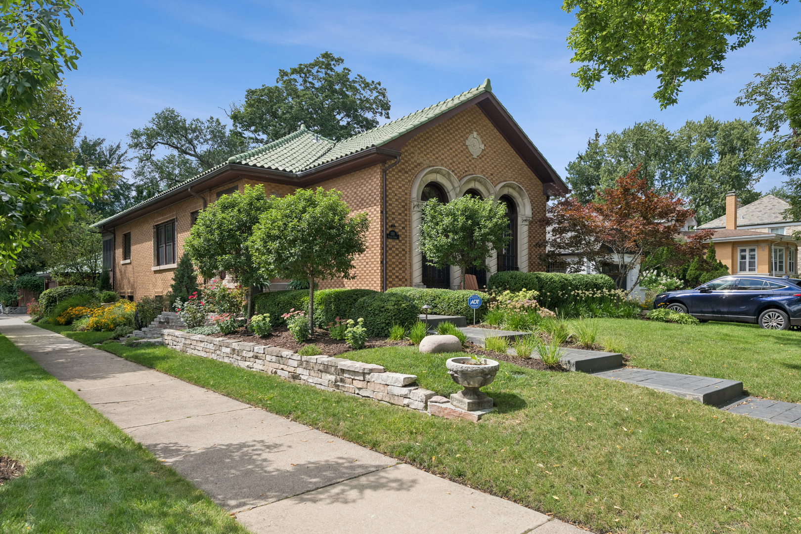 1101 Rossell Avenue Property Photo 1