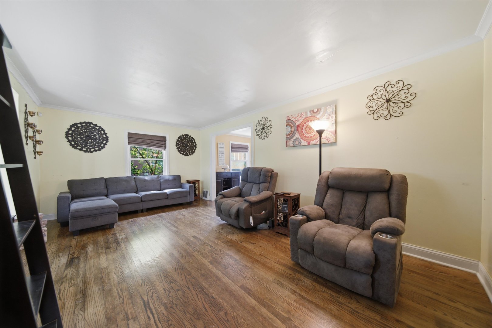 1446 Manchester Avenue Property Photo 5