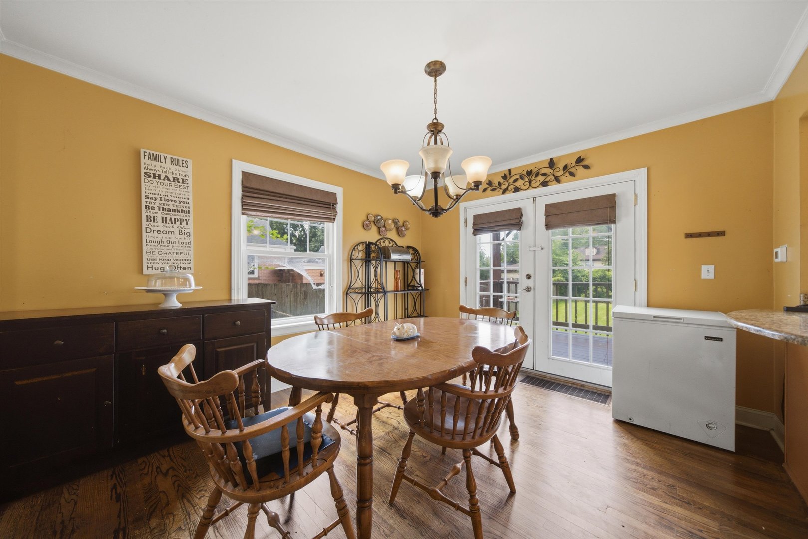 1446 Manchester Avenue Property Photo 10