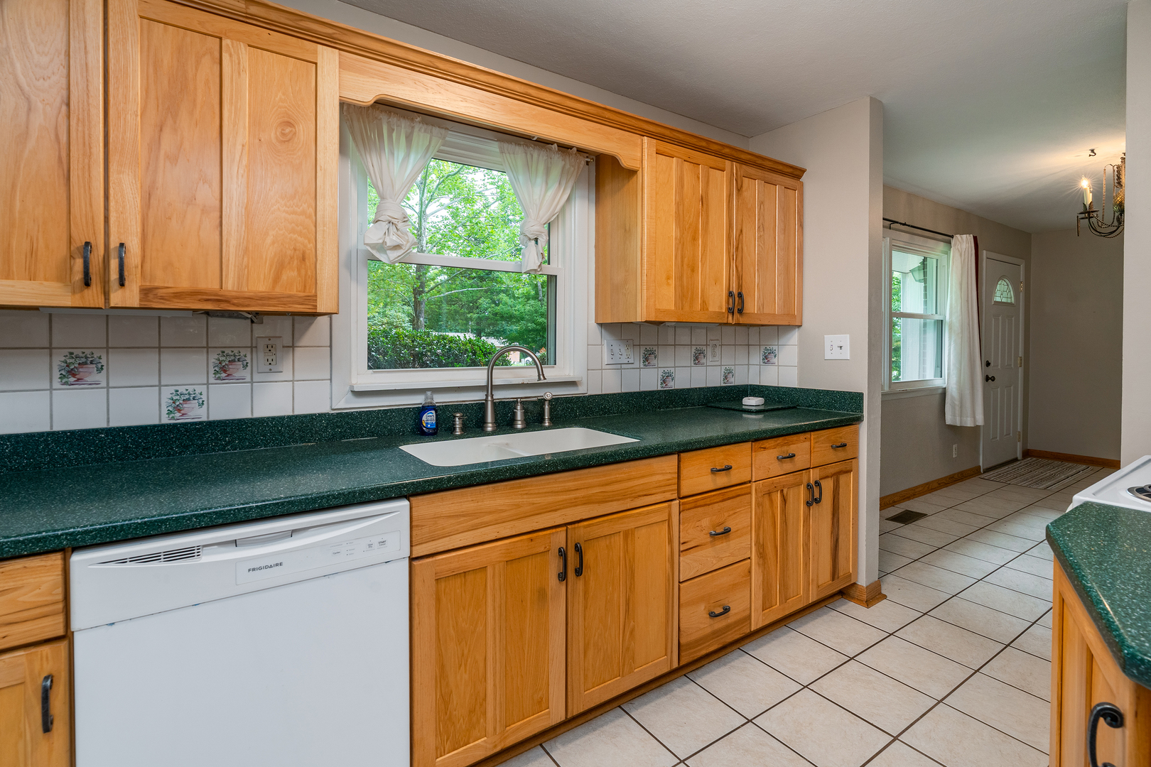 222 Bay Road Property Photo 5