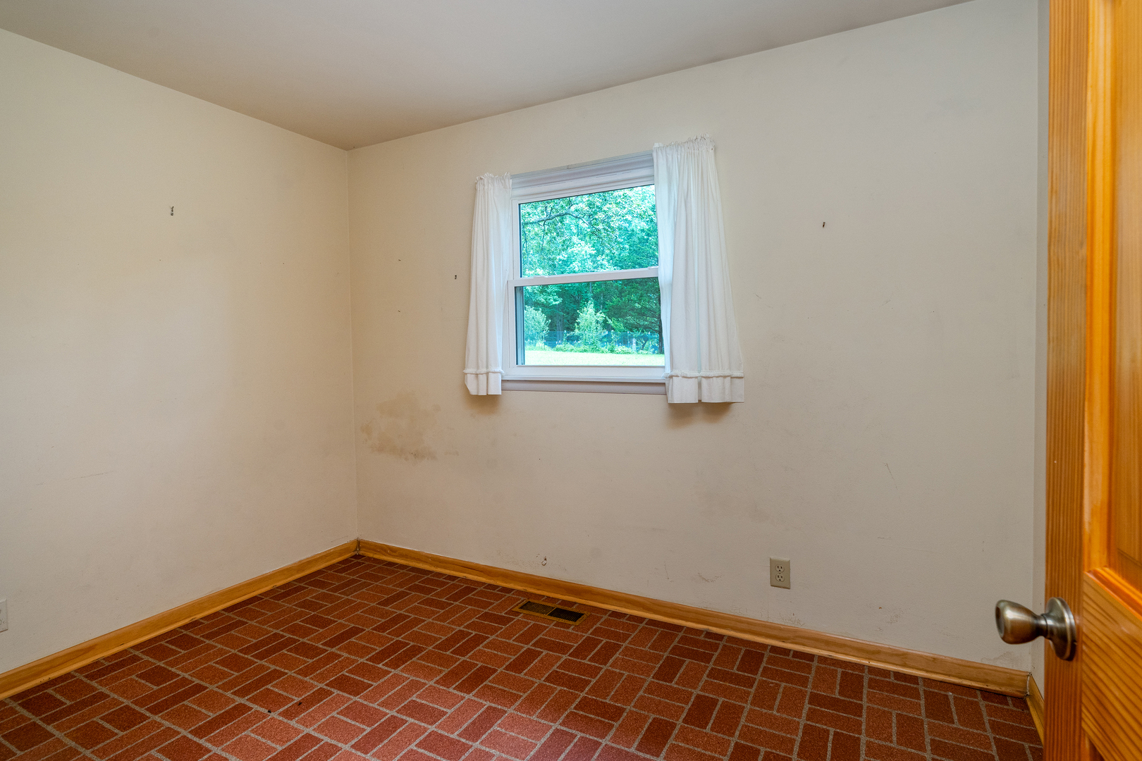 222 Bay Road Property Photo 35
