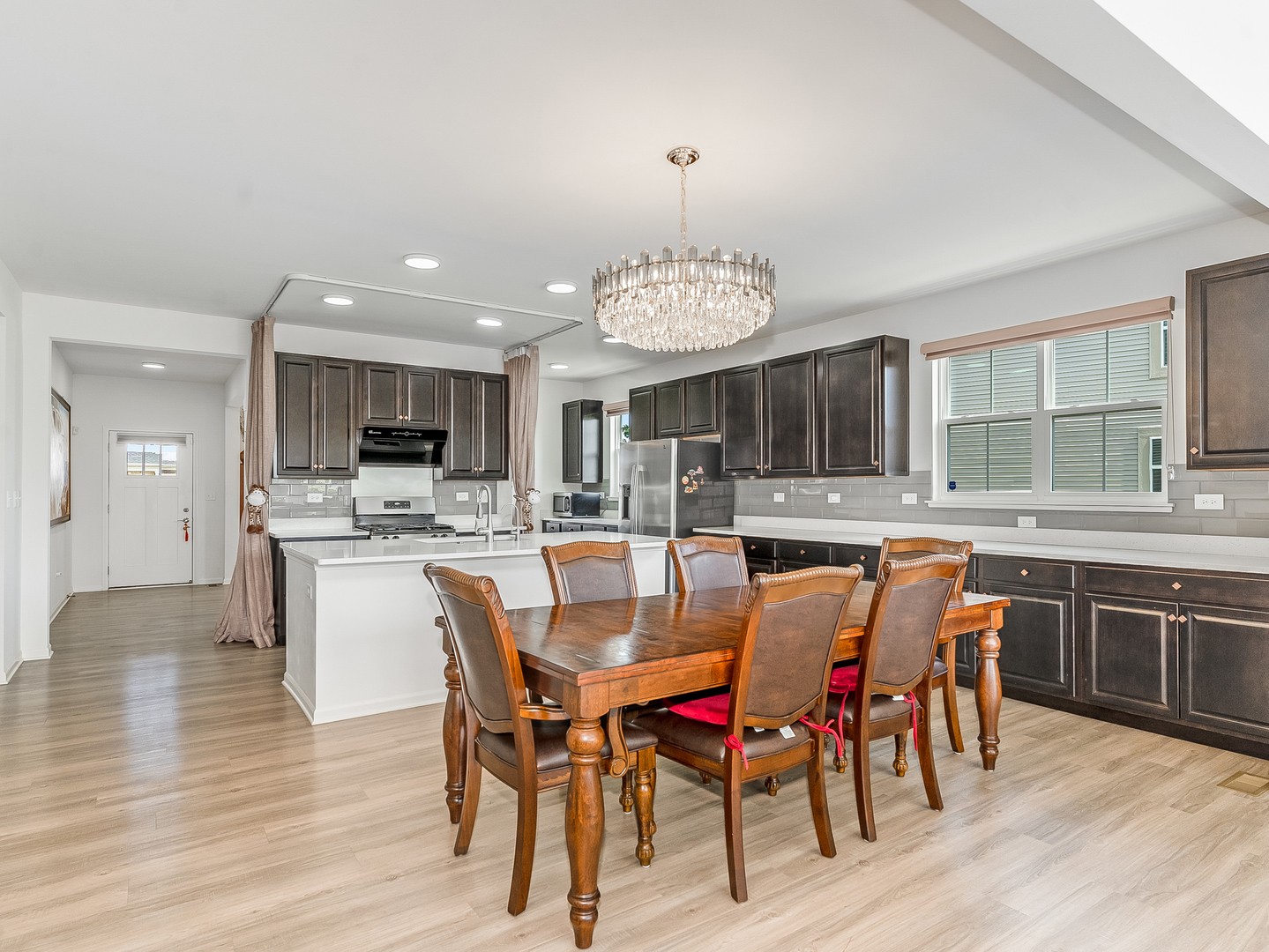 16143 S Lake View Road Property Photo 4
