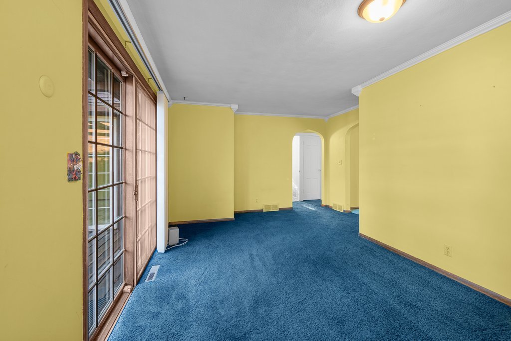 3112 27th Avenue Property Photo 5