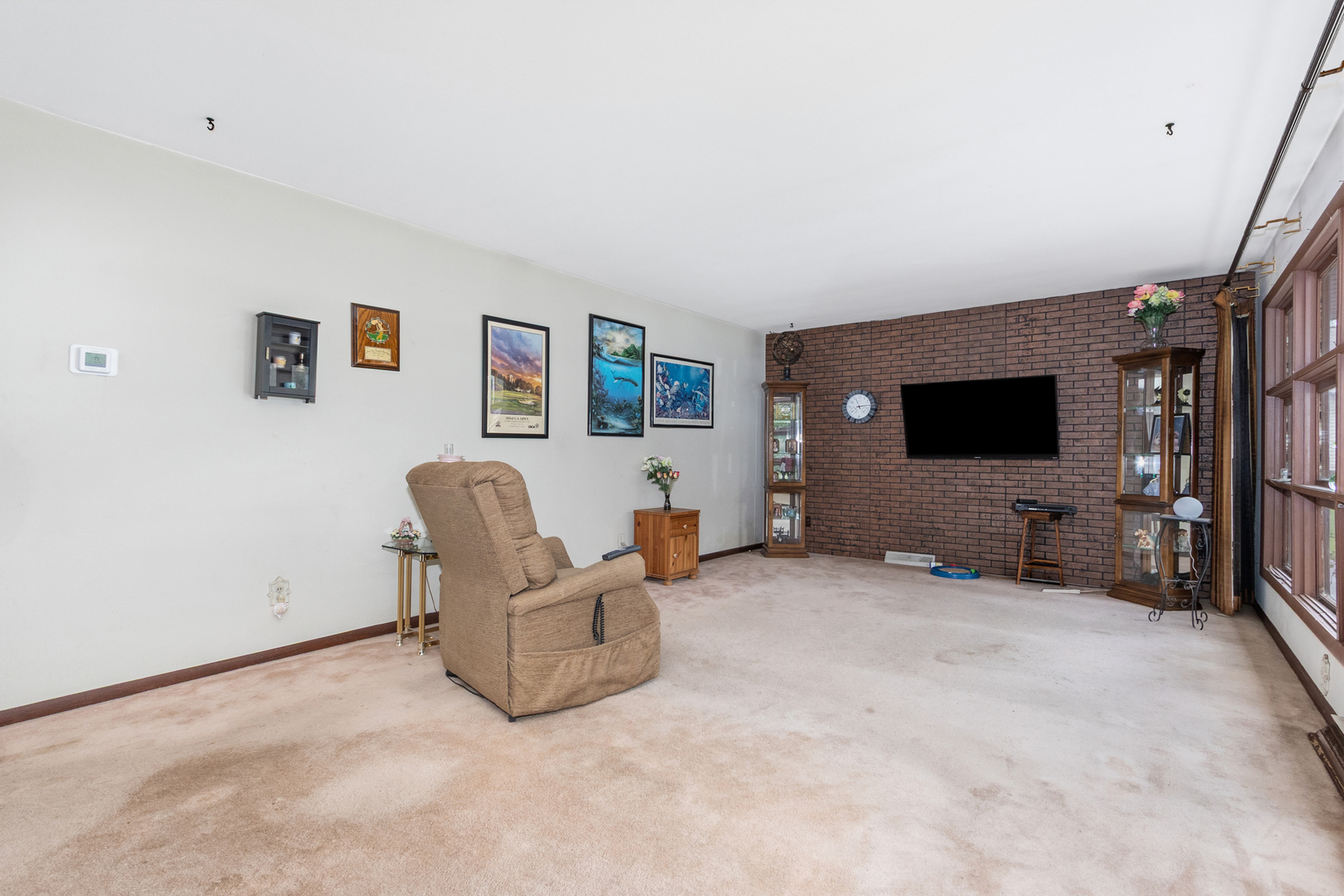 18860 S Leila Drive Property Photo 3