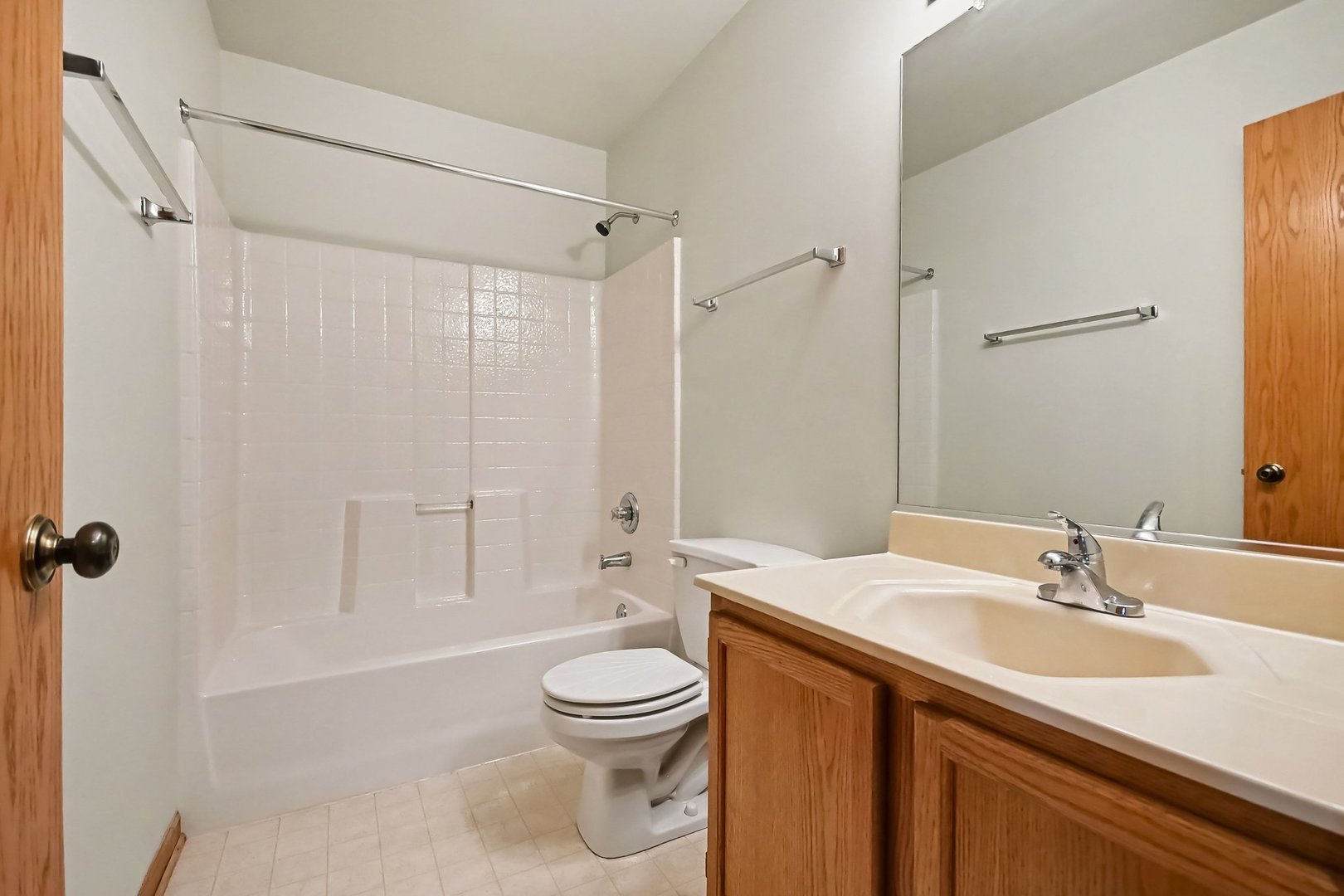 3 4 Seasons Court Property Photo 23