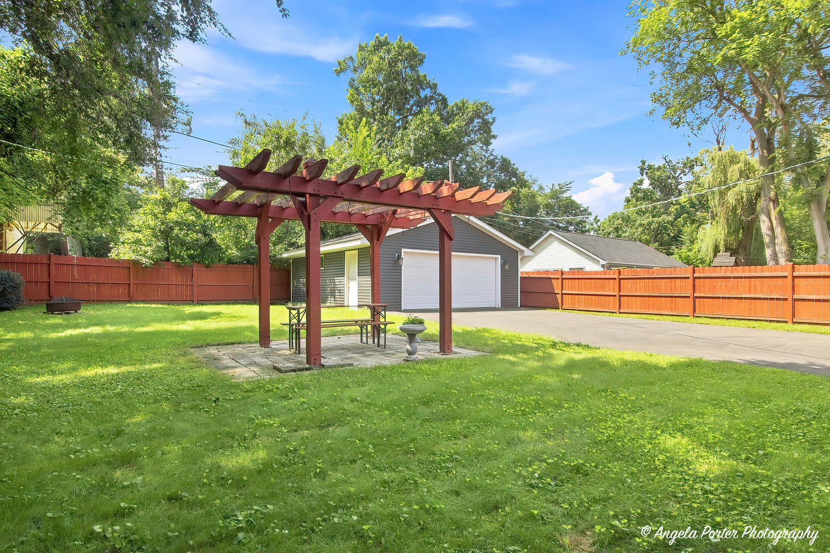 534 Whitney Avenue Property Photo 24