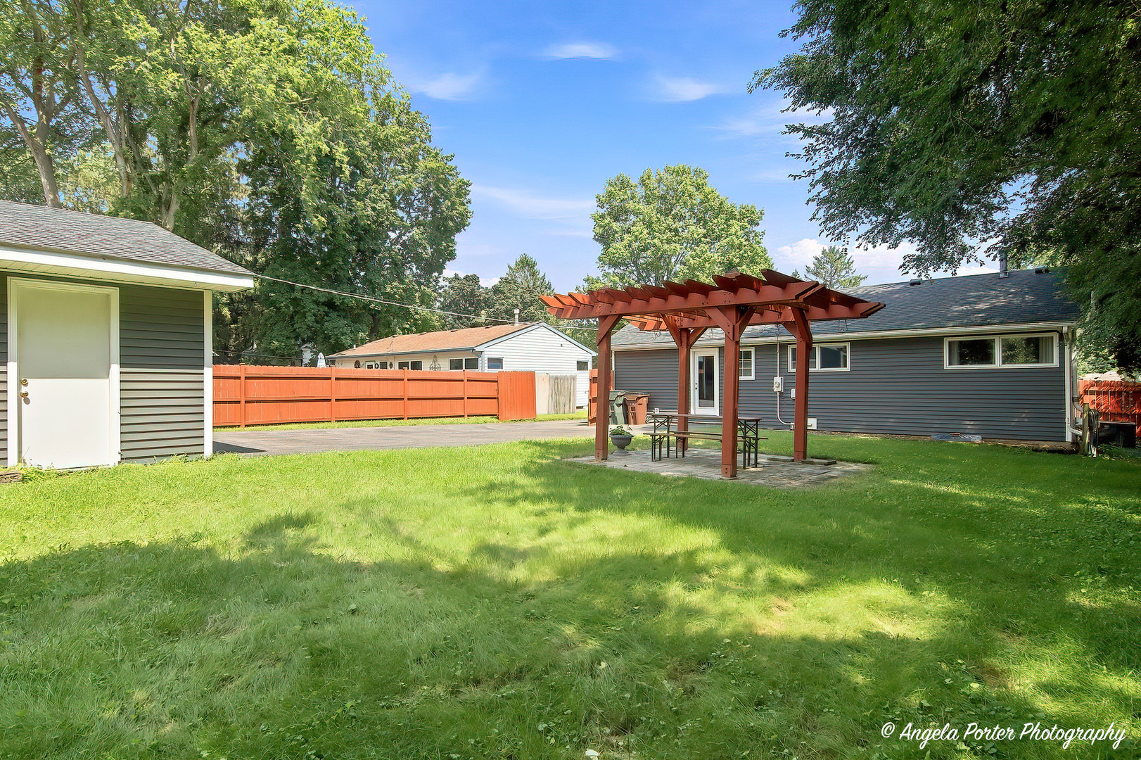 534 Whitney Avenue Property Photo 26