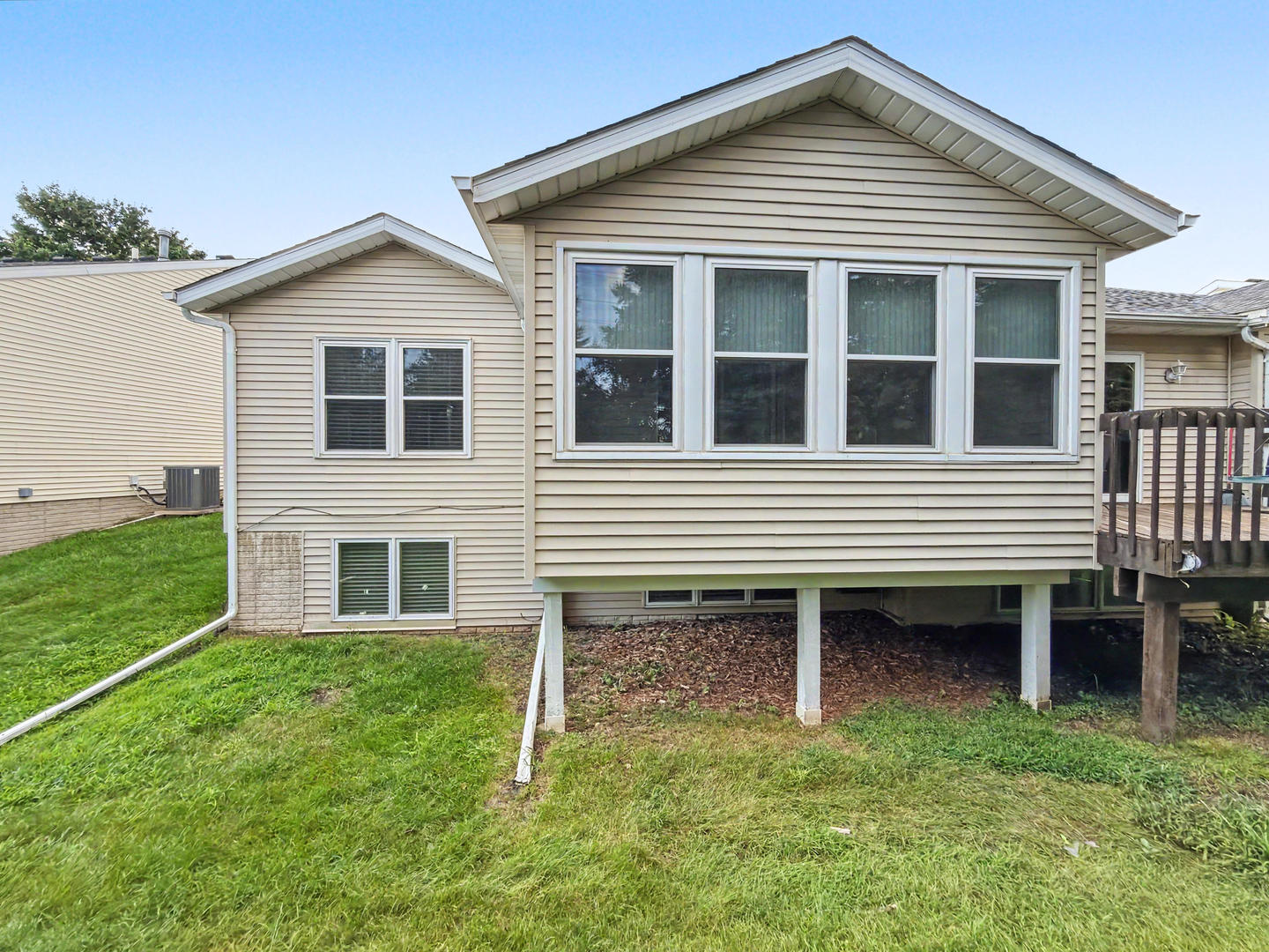 3981 Prairie Lane Property Photo 4