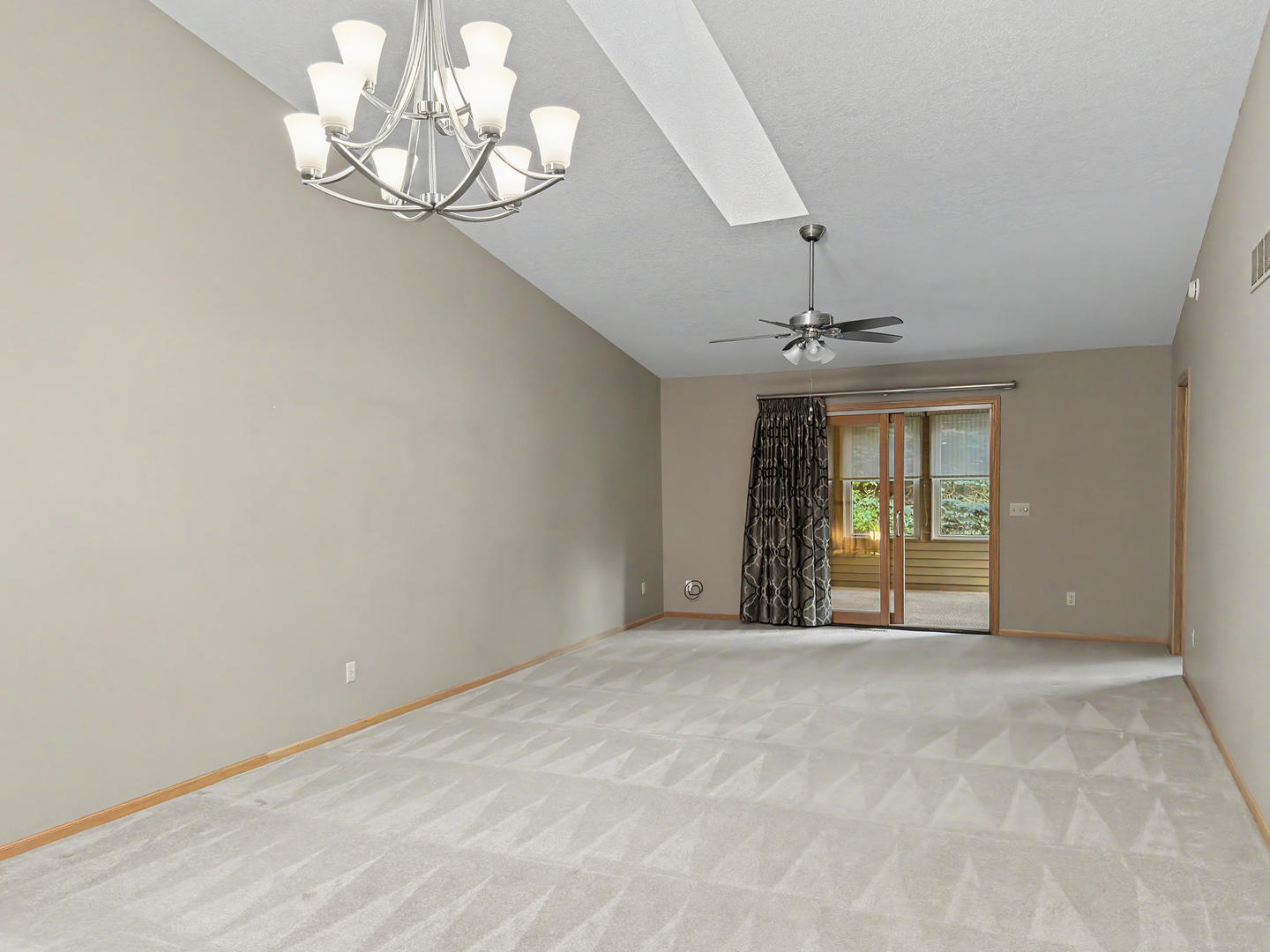 3981 Prairie Lane Property Photo 9