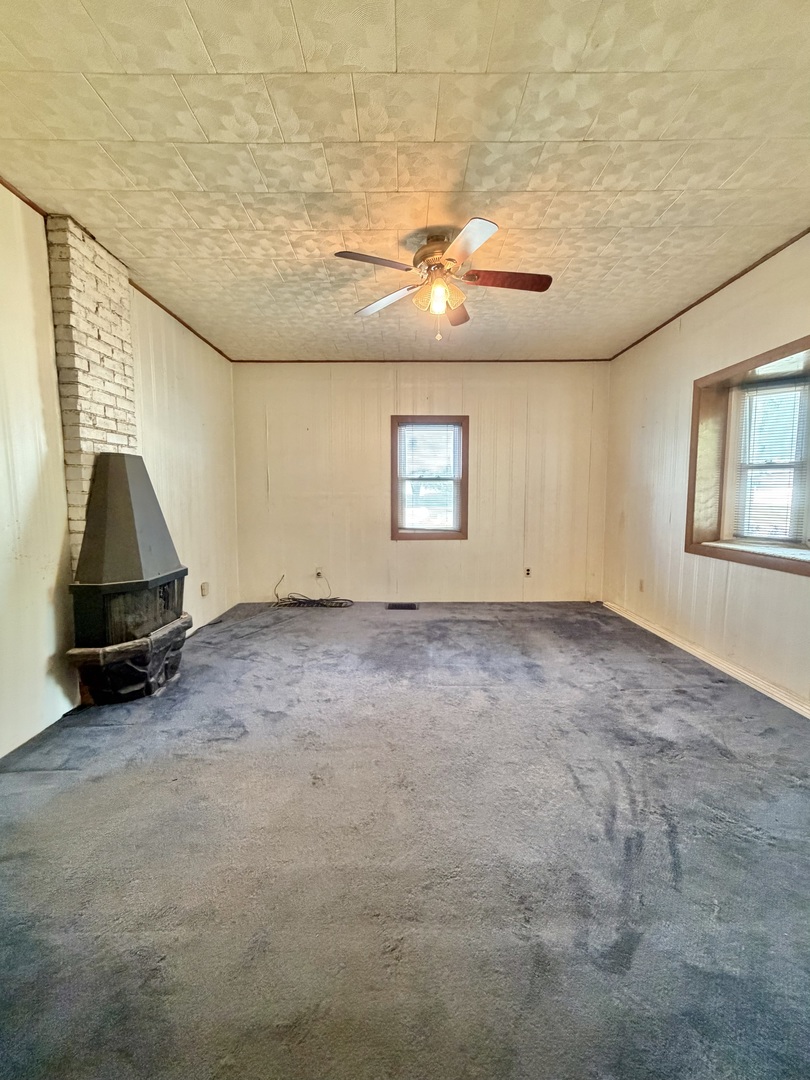 54 Lafayette Street Property Photo 8
