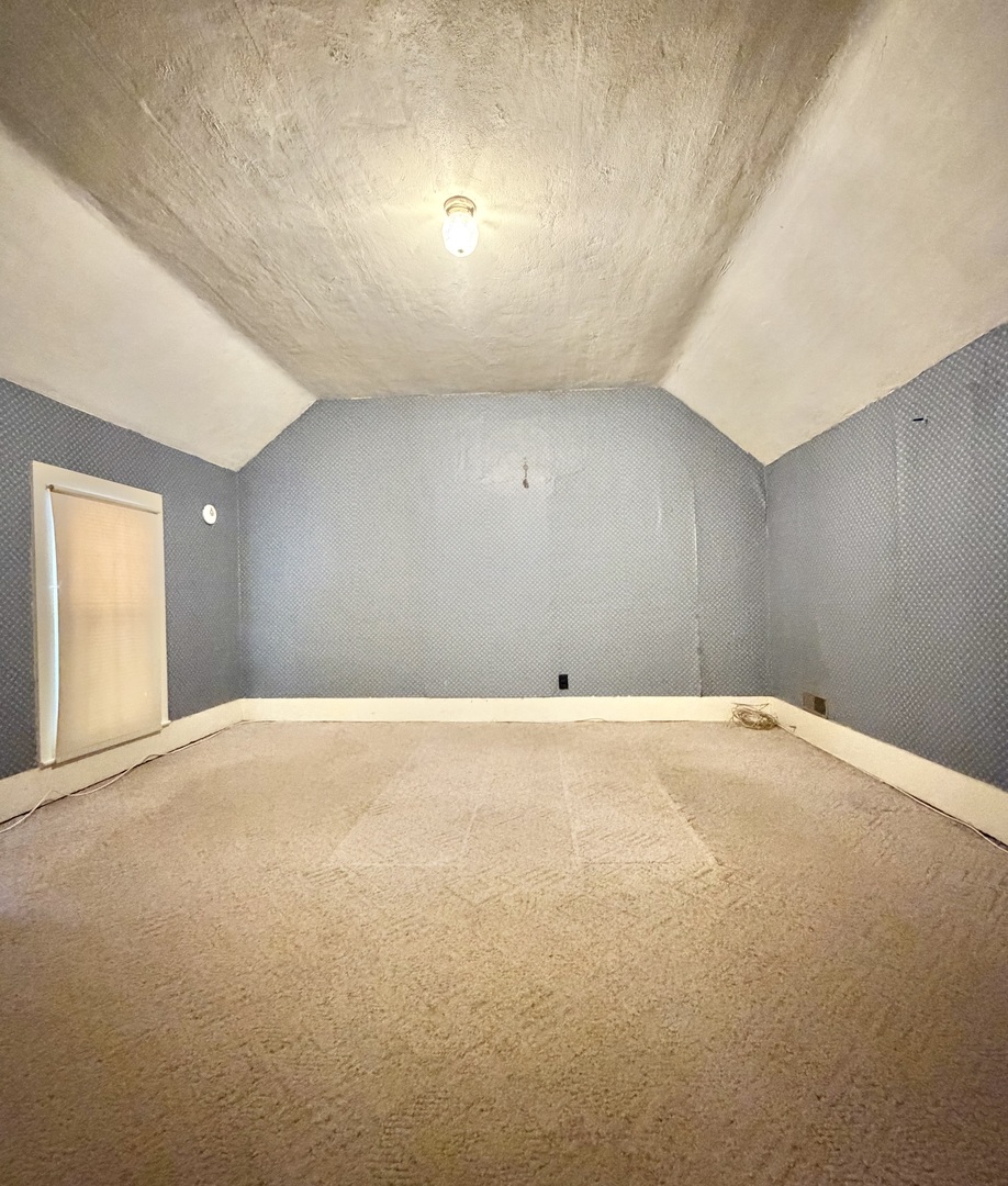 54 Lafayette Street Property Photo 22
