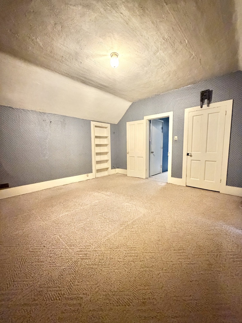 54 Lafayette Street Property Photo 23