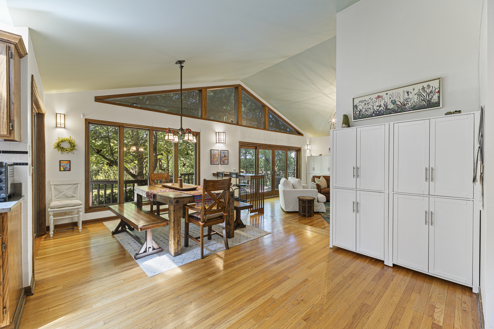 1543 N Saint Marys Road Property Photo 6
