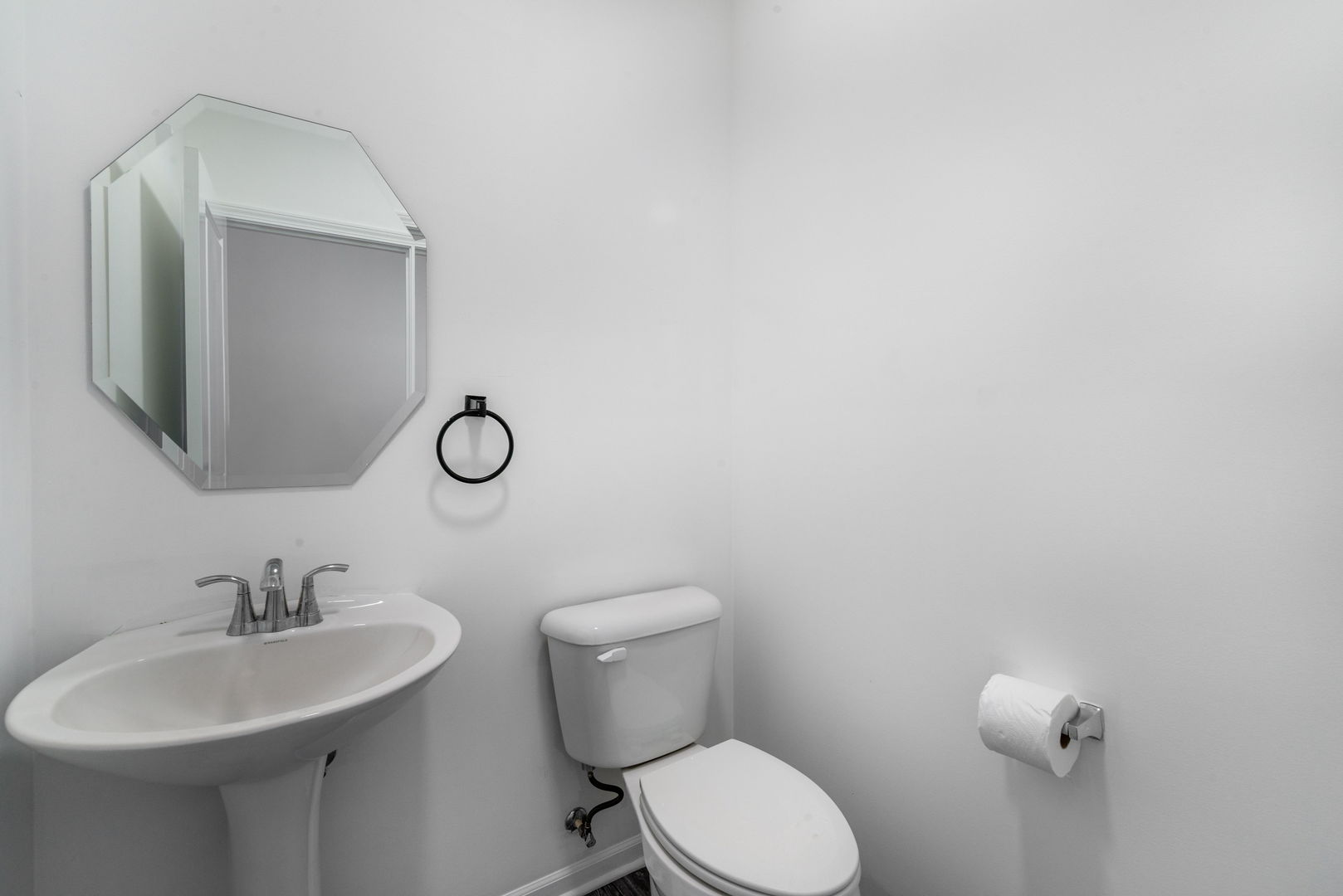 1024 Moraine Drive Property Photo 14