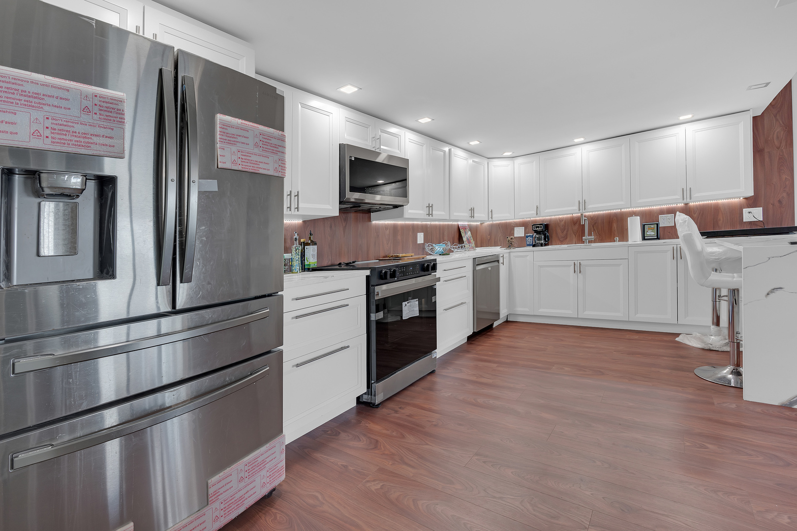 2900 Maple Avenue 19e Property Photo 4