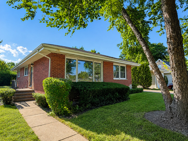124 Harlem Avenue Property Photo 3