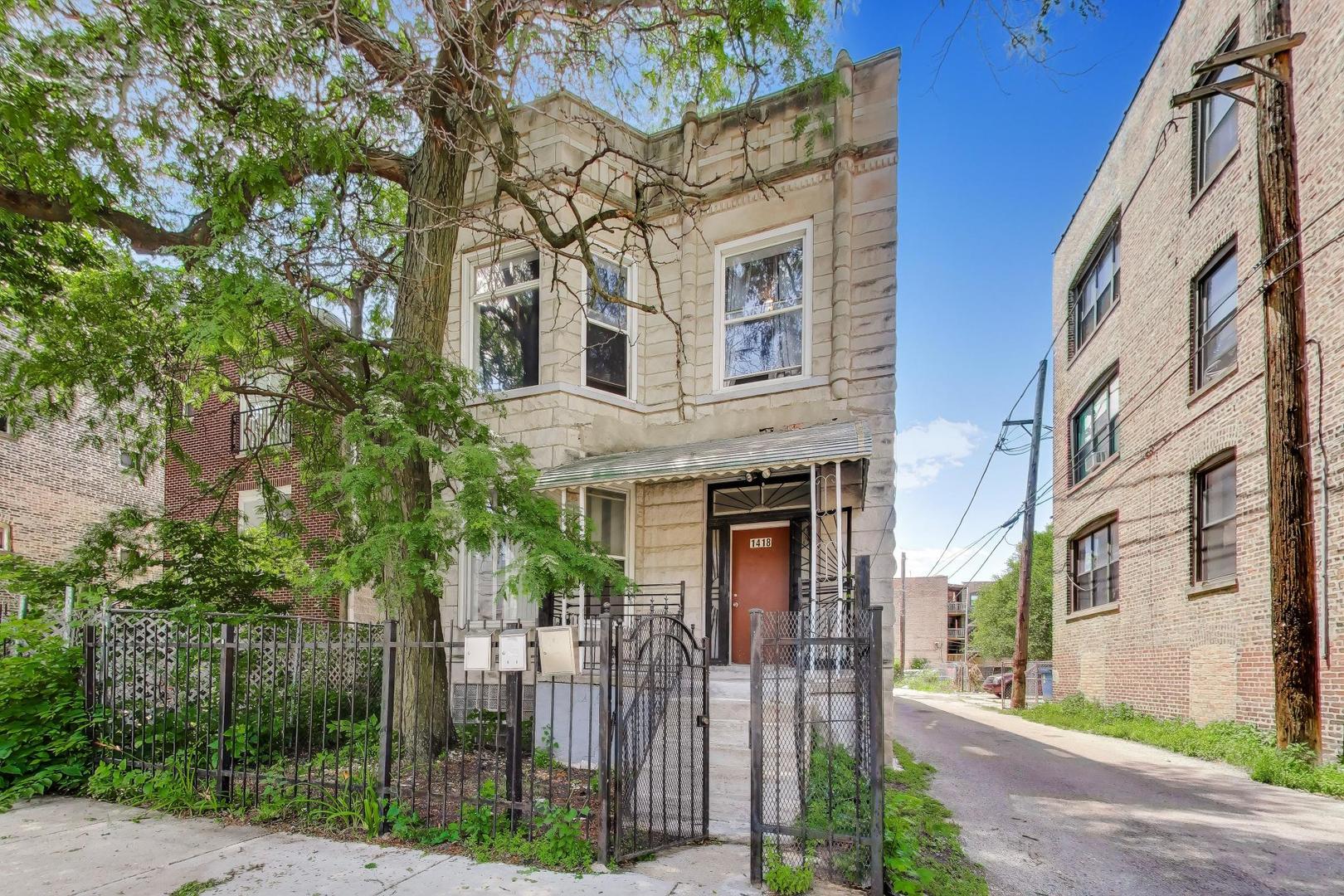 1418 S Saint Louis Avenue Property Photo 3