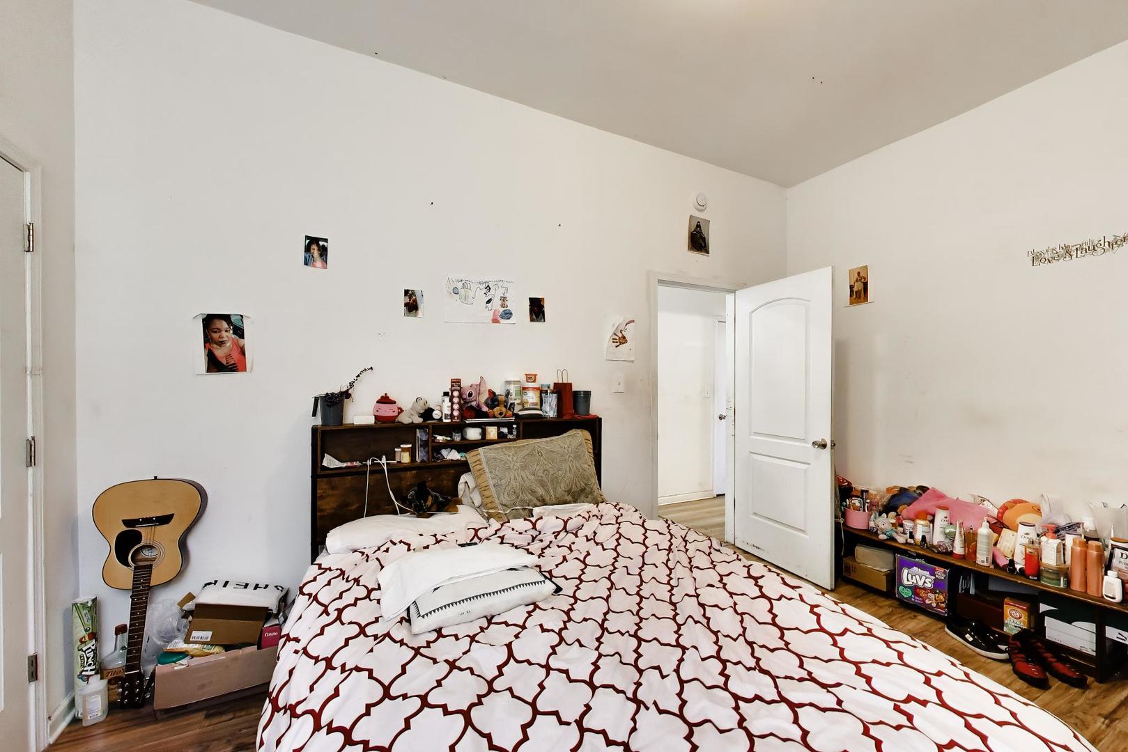 1418 S Saint Louis Avenue Property Photo 17