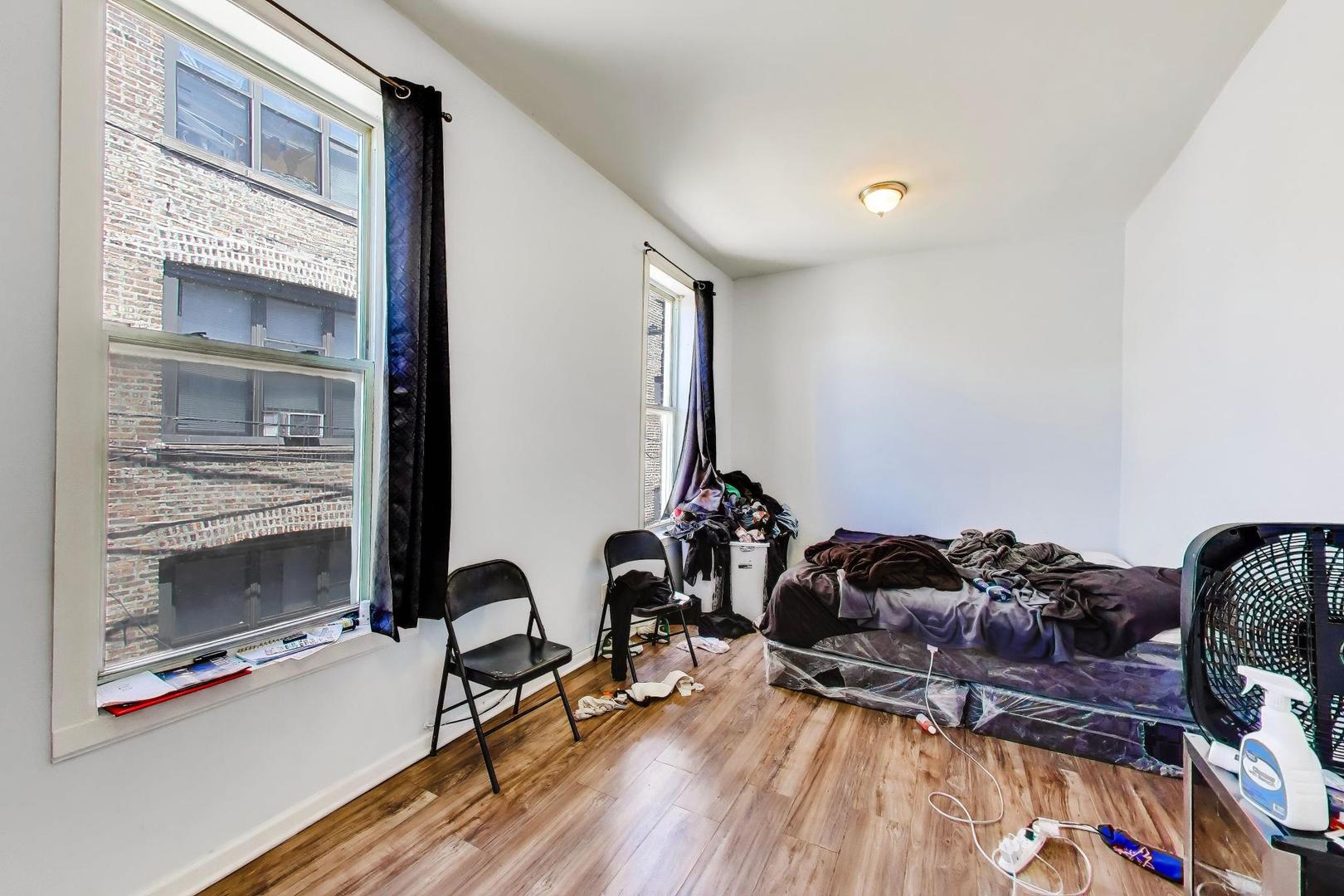 1418 S Saint Louis Avenue Property Photo 37