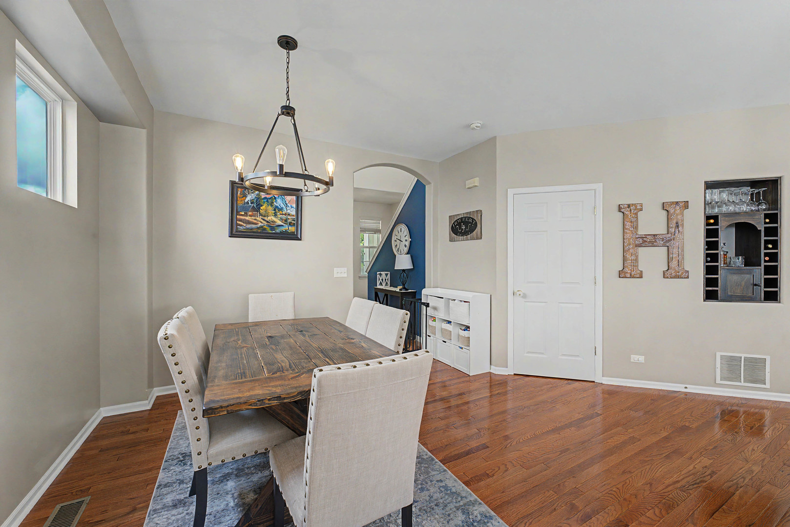 307 S Cornerstone Drive Property Photo 8