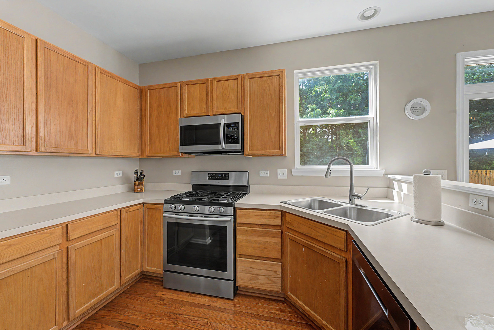 307 S Cornerstone Drive Property Photo 13