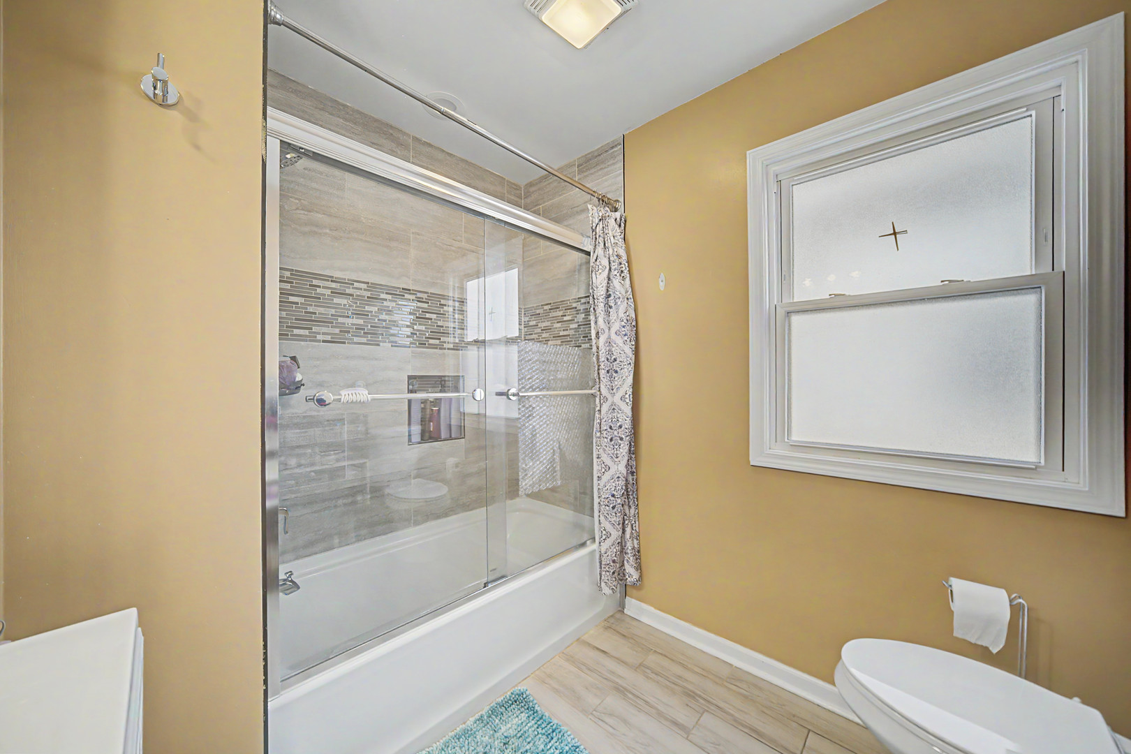 8043 Salisbury Avenue Property Photo 14