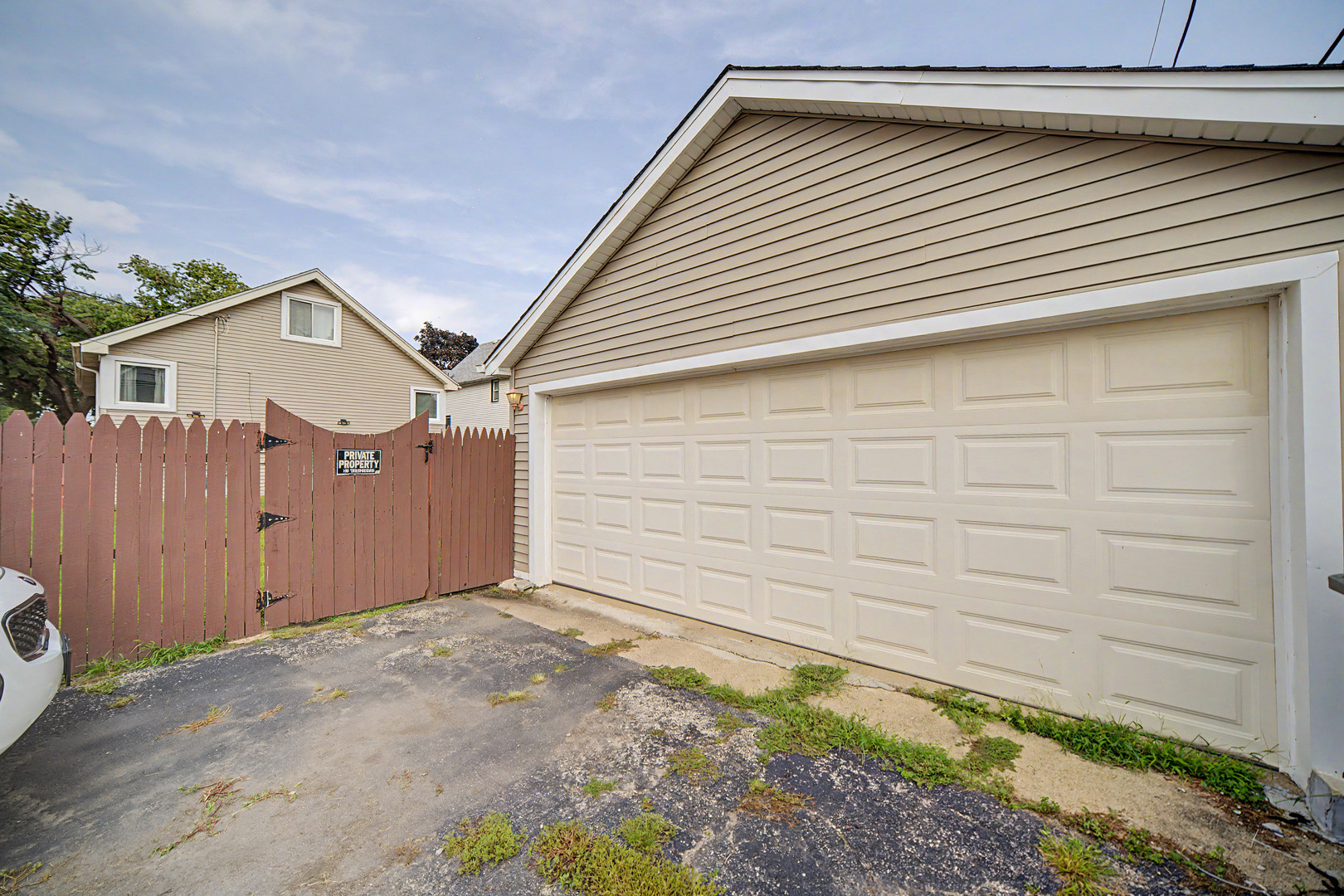 8043 Salisbury Avenue Property Photo 22
