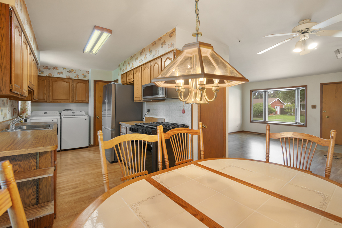 1086 Hickory Lane Property Photo 7