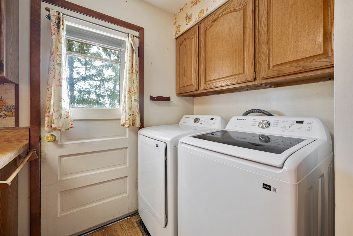 1086 Hickory Lane Property Photo 13