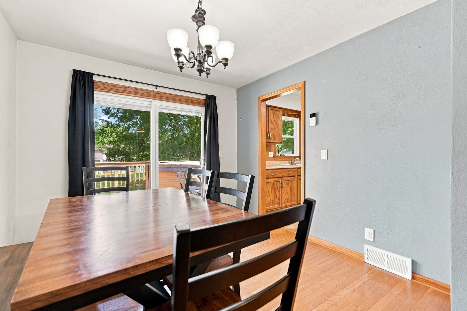 105 Spruce Drive Property Photo 6
