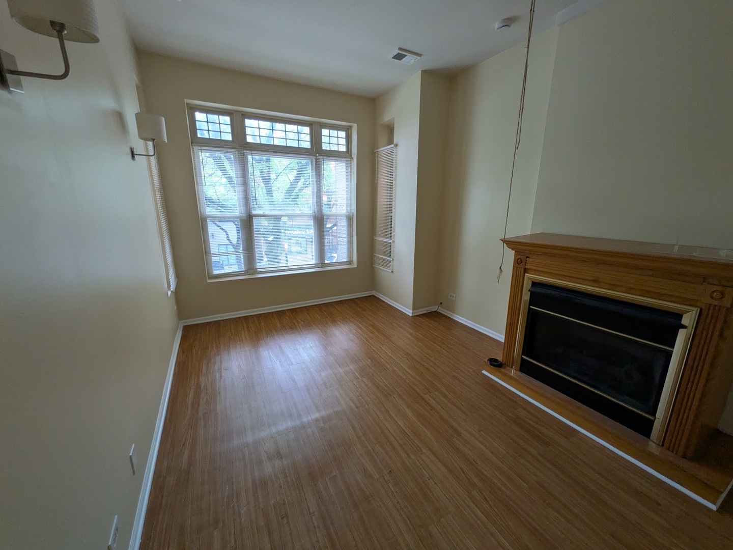1106 W Taylor Street 2nd-flr Property Photo 5