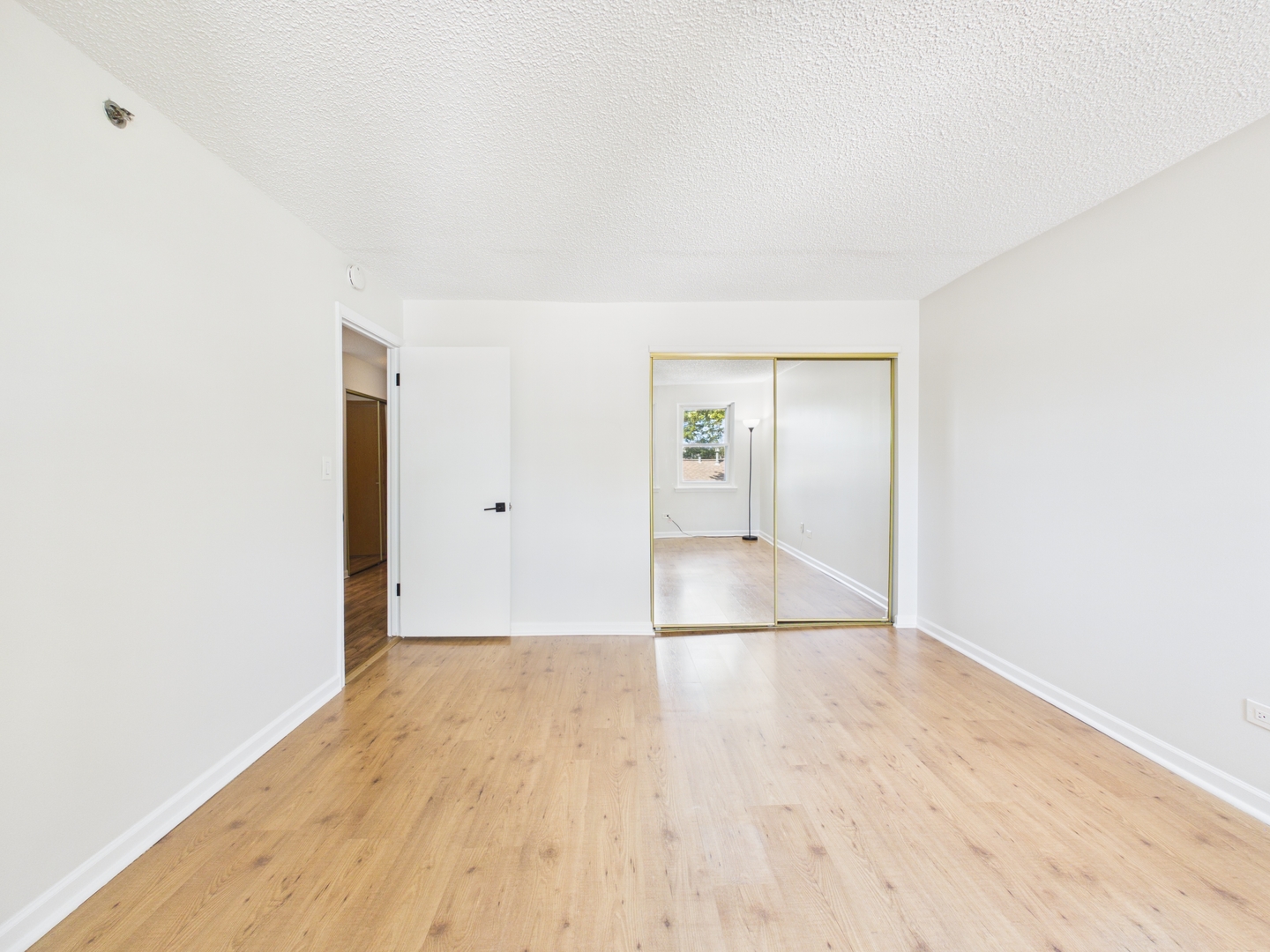 9514 W Lawrence Avenue 2406 Property Photo 27