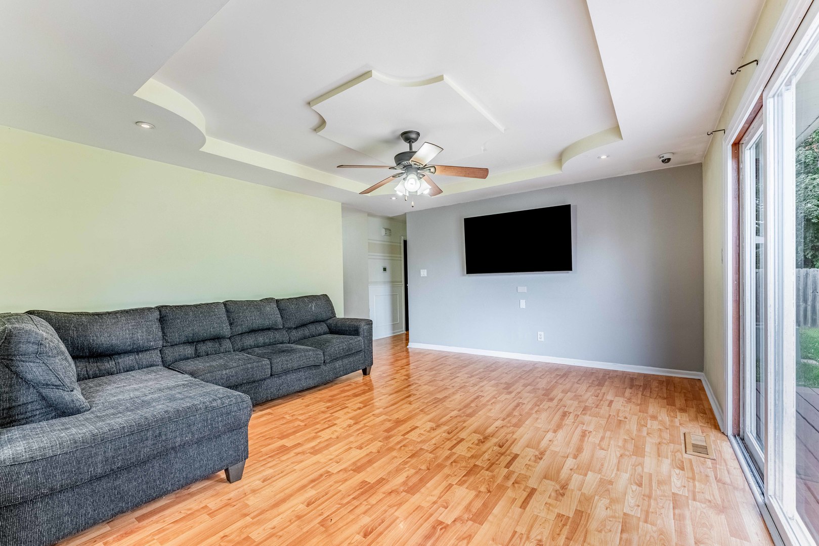 1721 Daisy Street Property Photo 4