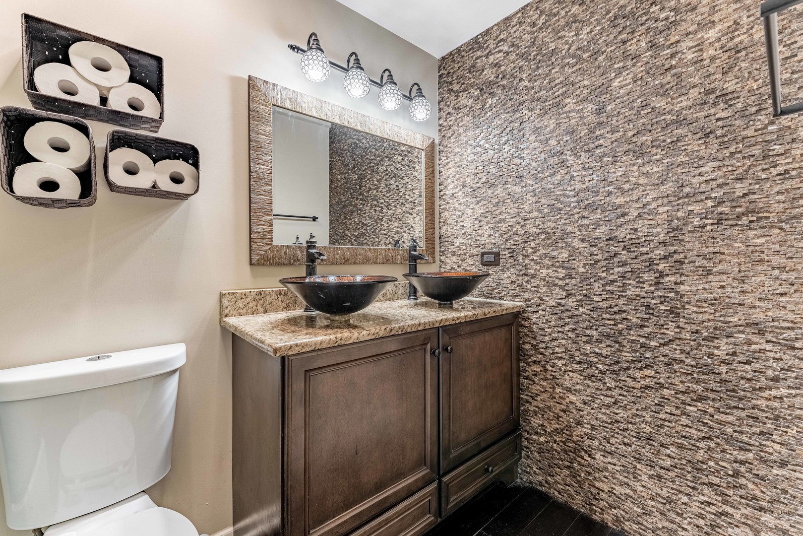 1721 Daisy Street Property Photo 10