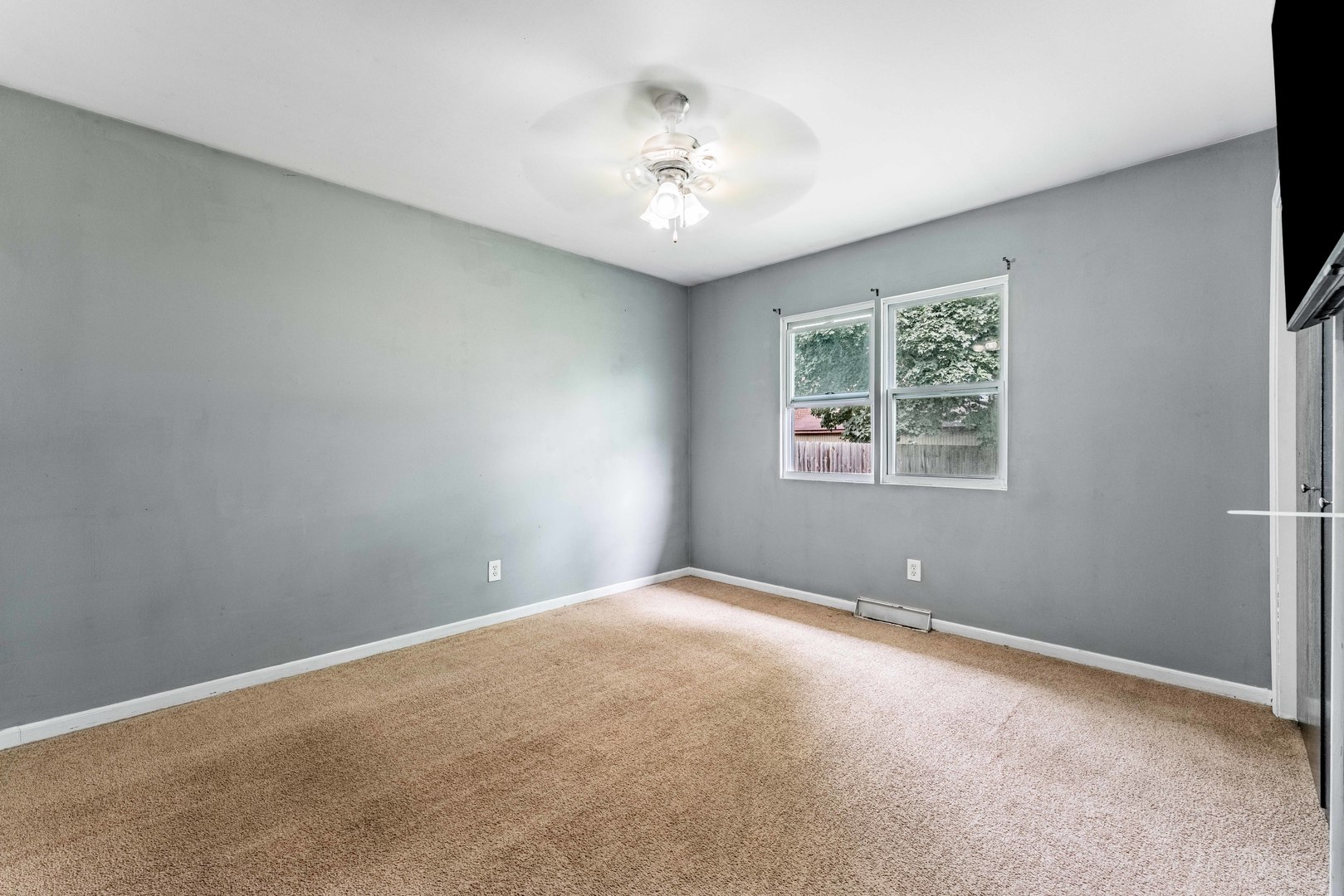 1721 Daisy Street Property Photo 15