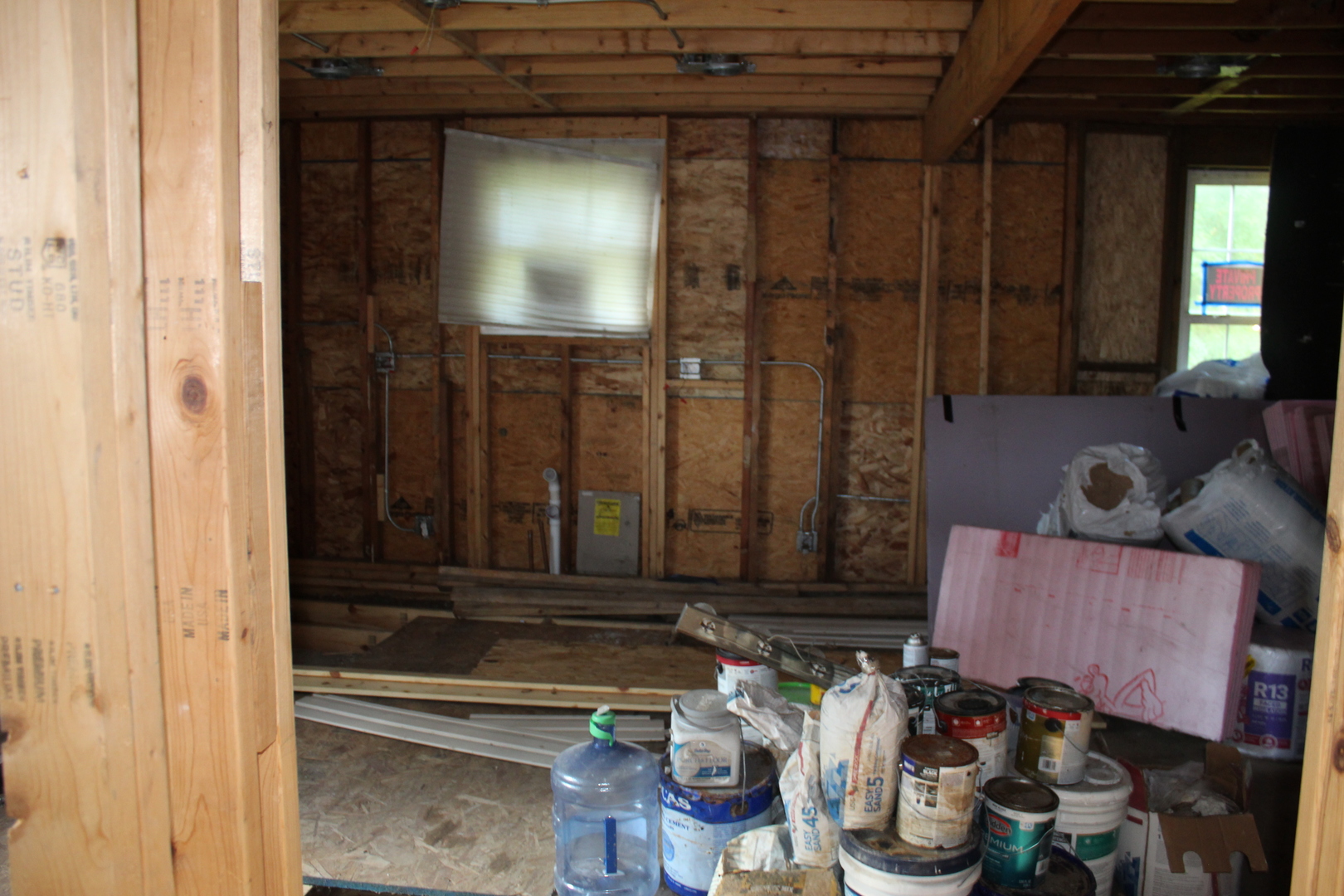 15251 Kilbourne Avenue Property Photo 8
