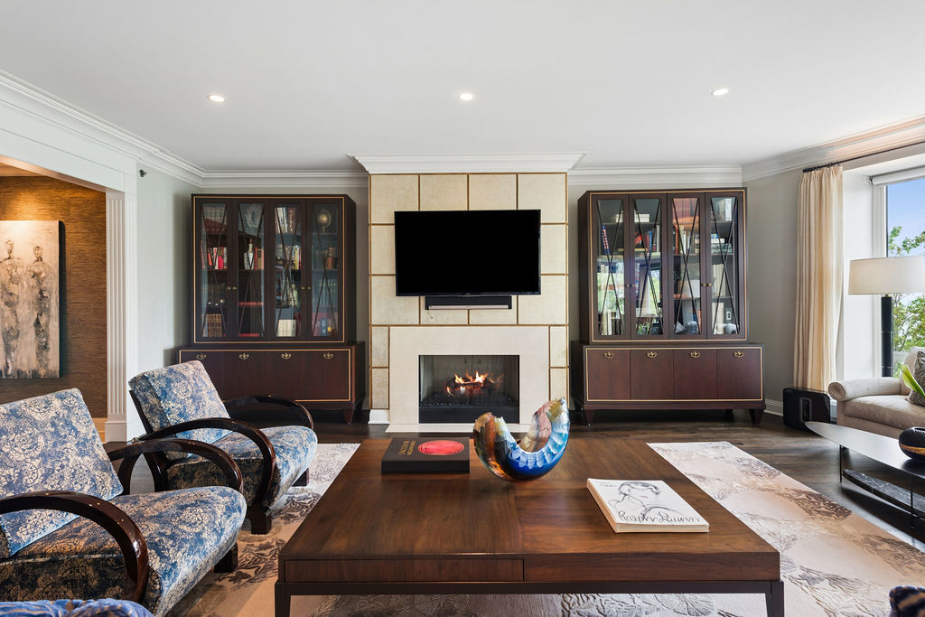840 N Lake Shore Drive 401-402 Property Photo 4