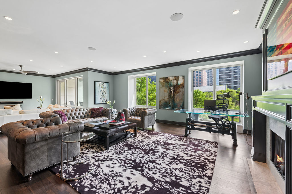 840 N Lake Shore Drive 401-402 Property Photo 20