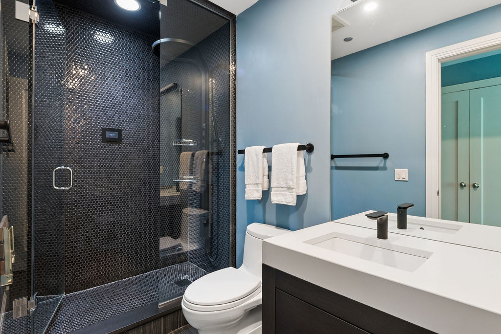 840 N Lake Shore Drive 401-402 Property Photo 35
