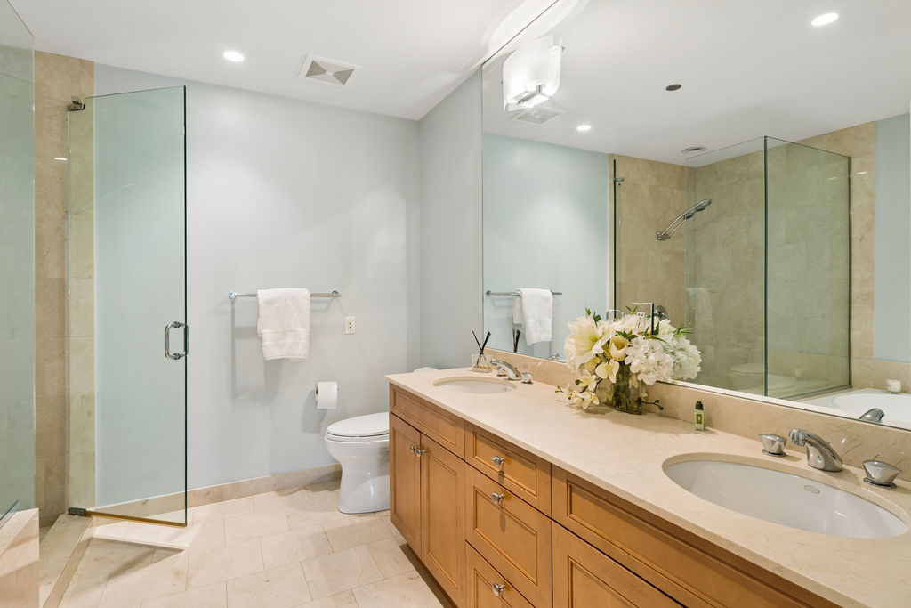 840 N Lake Shore Drive 401-402 Property Photo 38