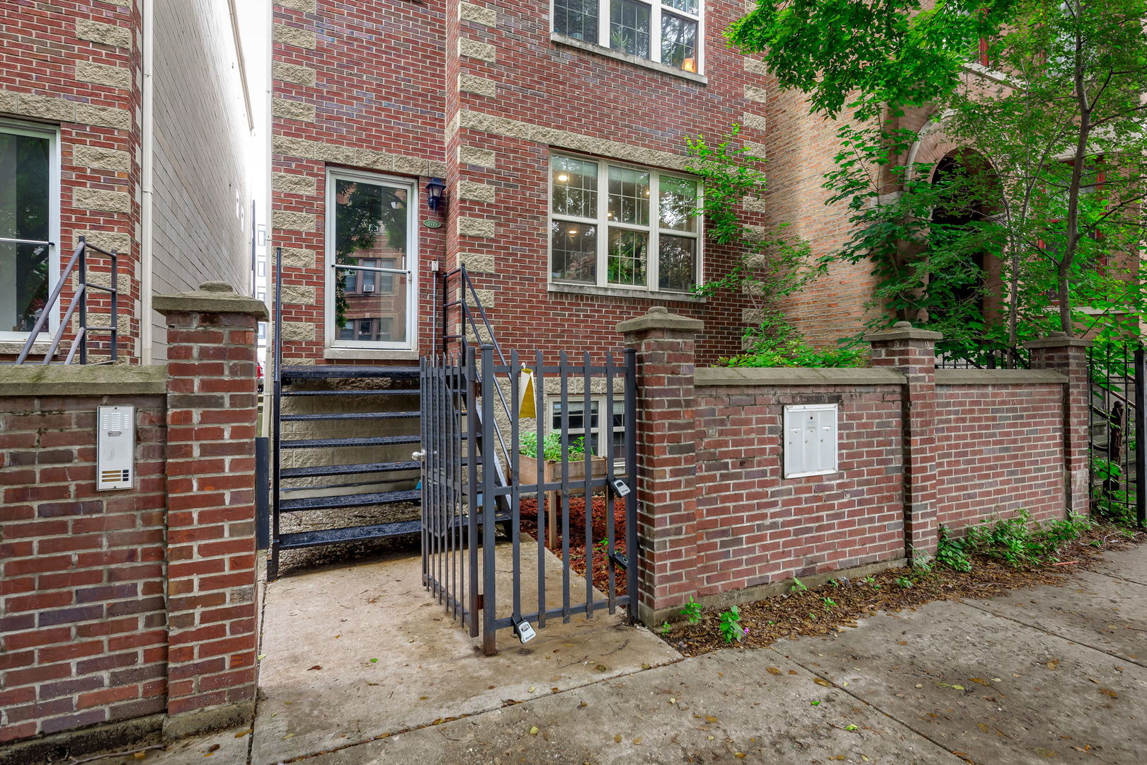 2710 W Haddon Avenue 1 Property Photo 1