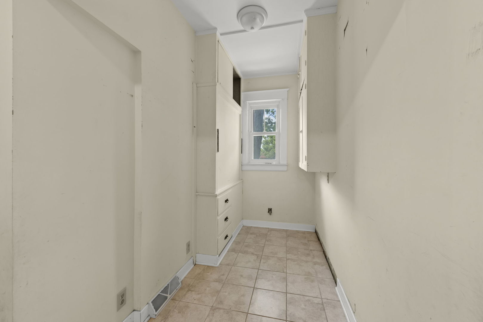 119 S Ellsworth Street Property Photo 11