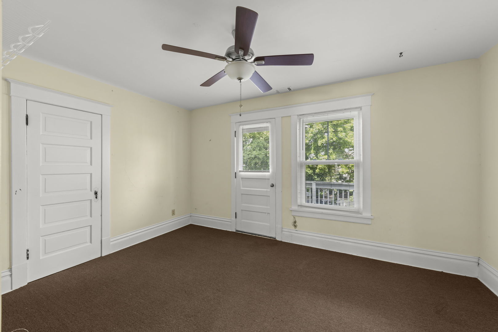 119 S Ellsworth Street Property Photo 17