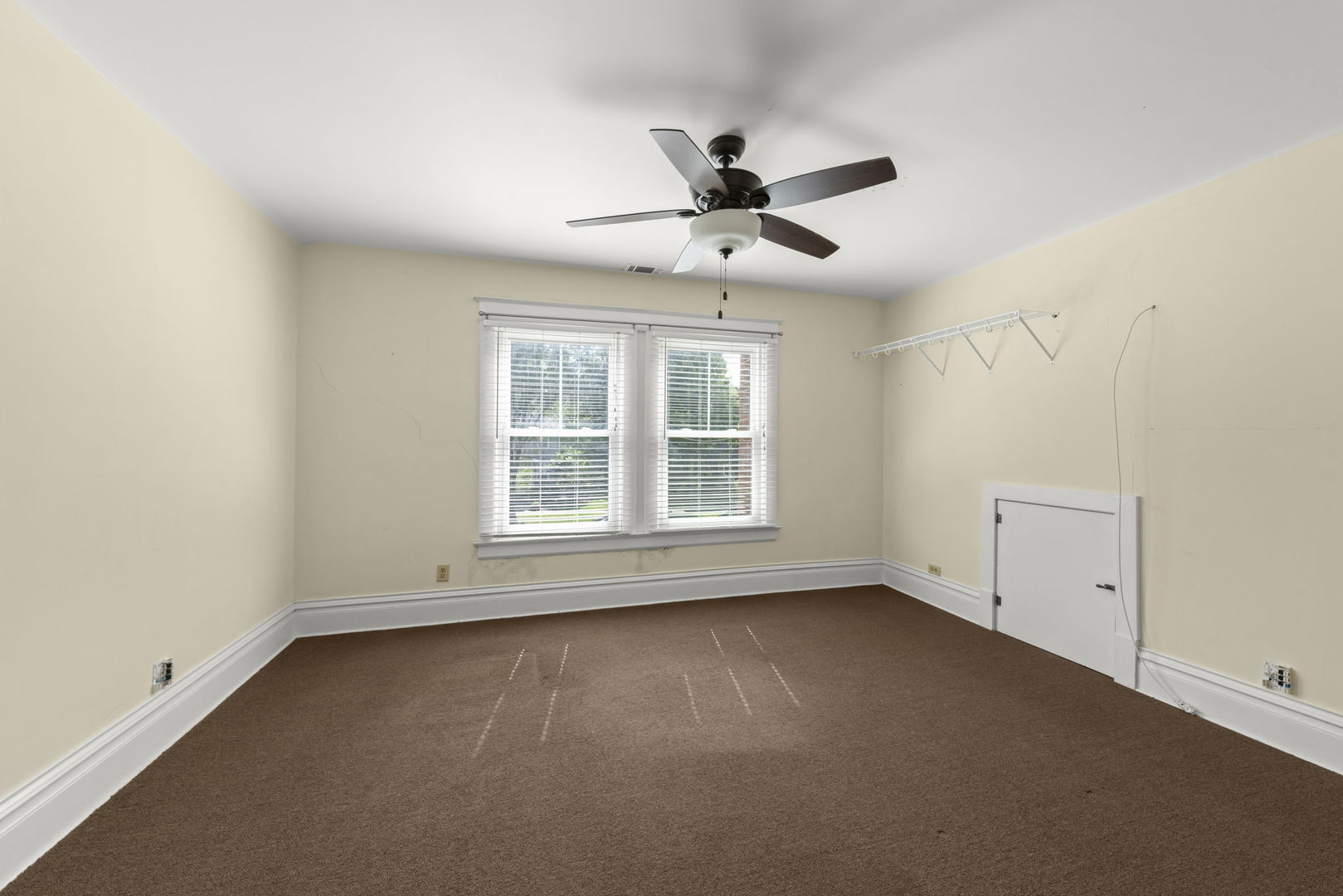 119 S Ellsworth Street Property Photo 21
