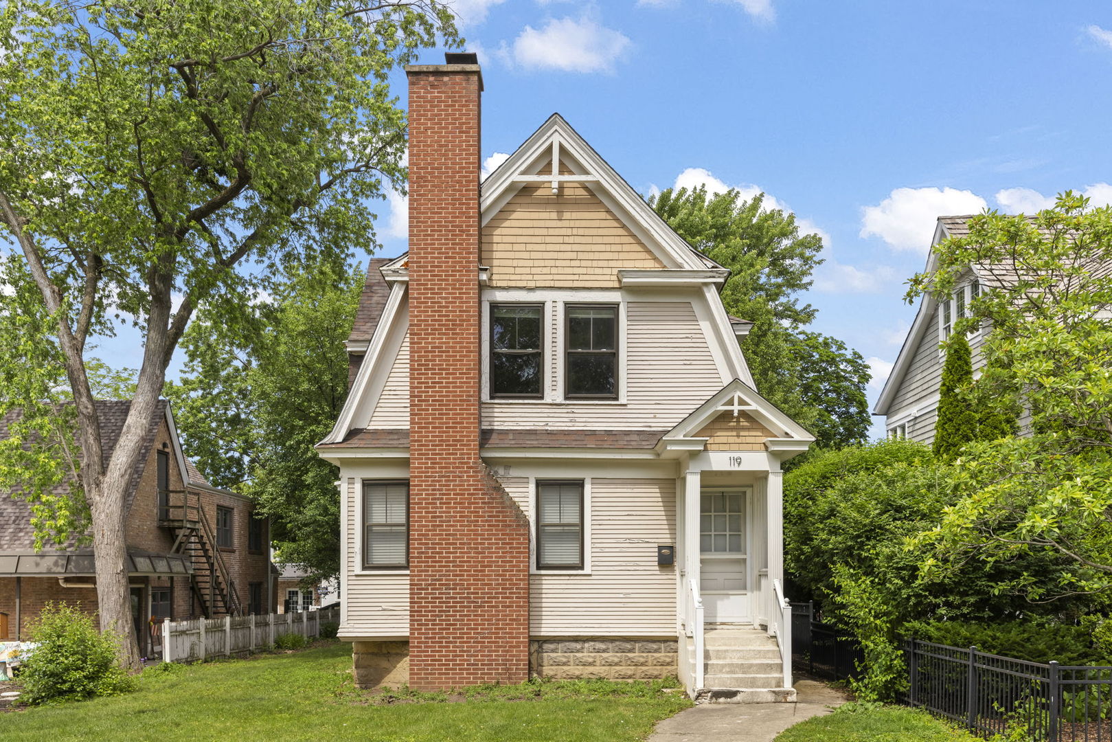 119 S Ellsworth Street Property Photo 38