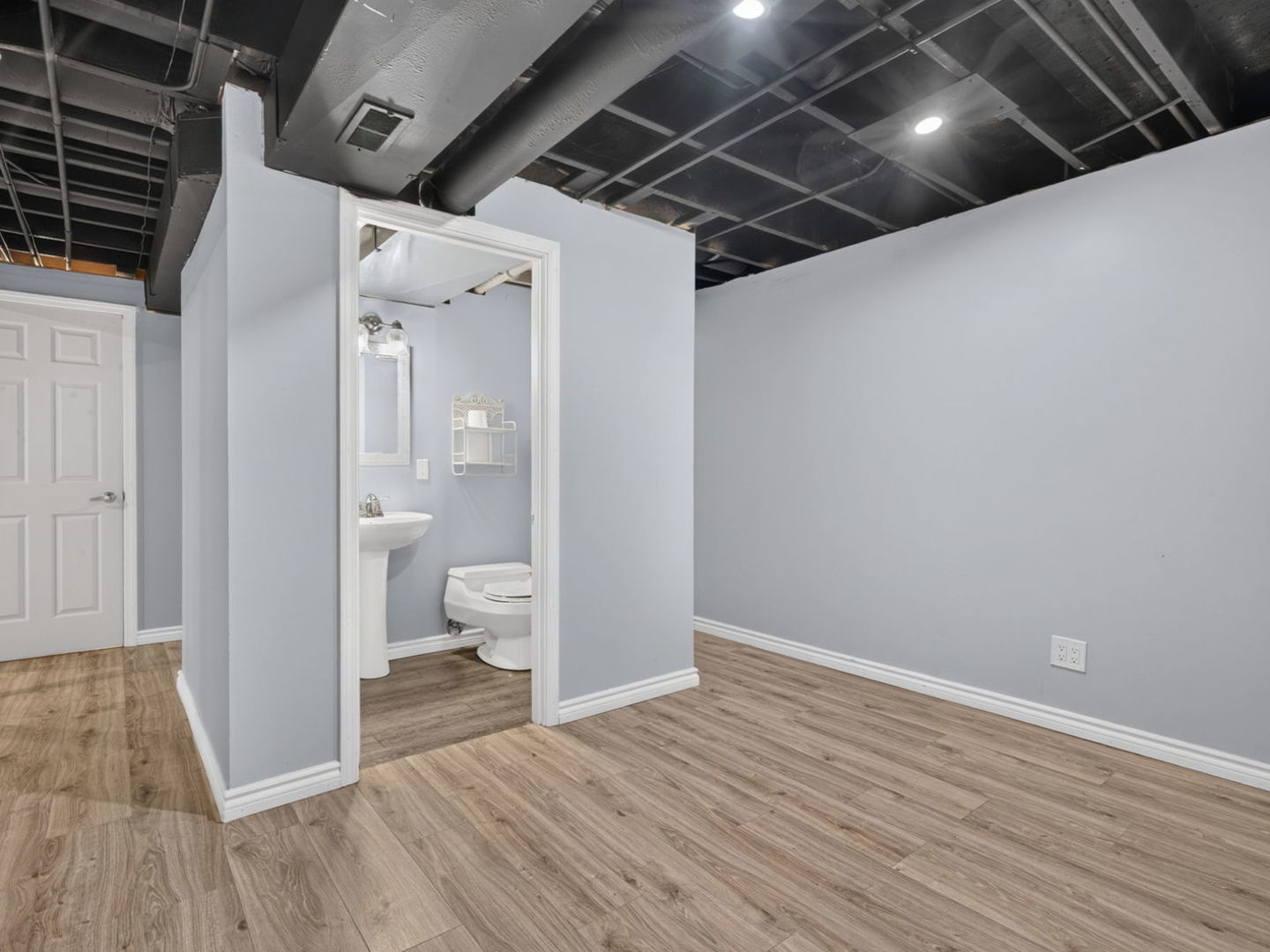 199 Dorset Avenue Property Photo 48
