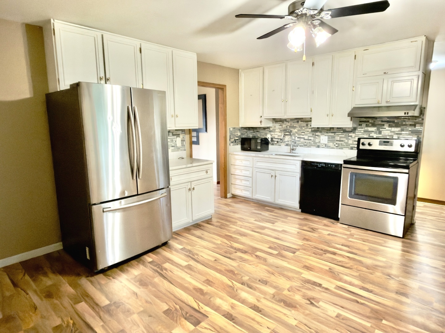 415 Krause Avenue Property Photo 8